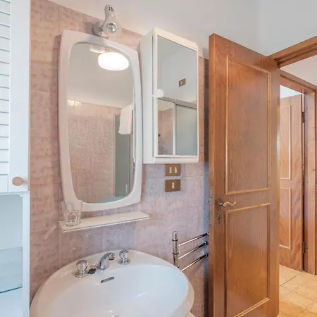 Ida - 2 Bedrooms With Private Garden