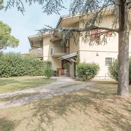 아파트 Ida - 2 Bedrooms With Private Garden 시르미오네