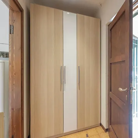 Ida - 2 Bedrooms With Private Garden 아파트